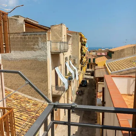 아파트 La Terrazza Di Rachele *